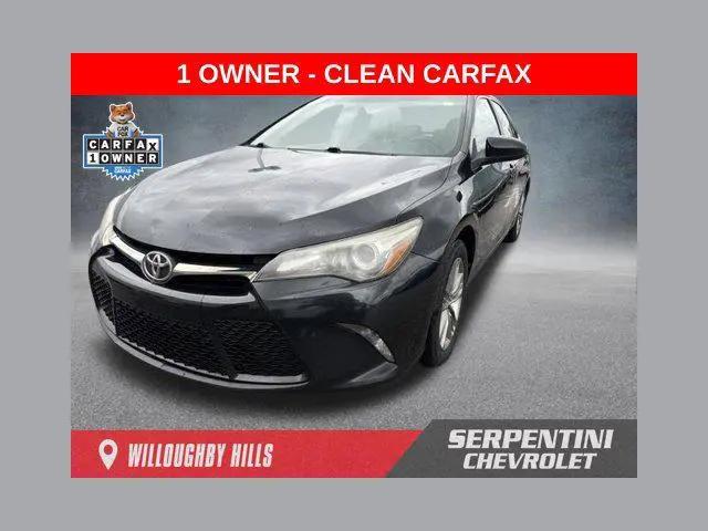 2017 Toyota Camry SE for sale in Willoughby Hills, OH