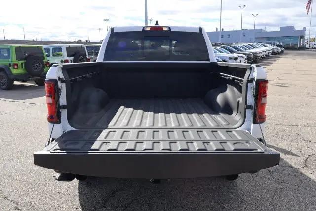 2026 Ram 1500 Warlock Crew Cab 4x4 57 Box