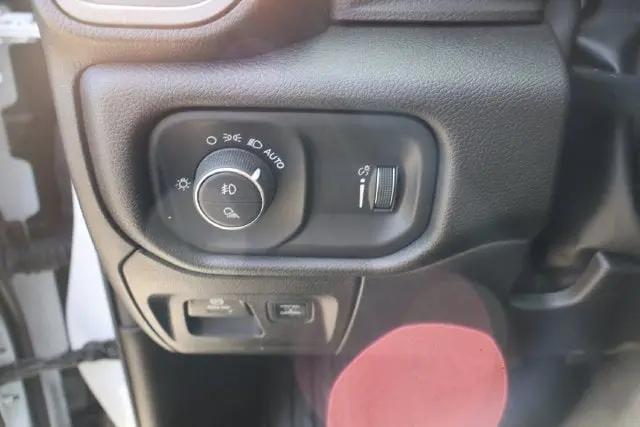2026 Ram 1500 Warlock Crew Cab 4x4 57 Box