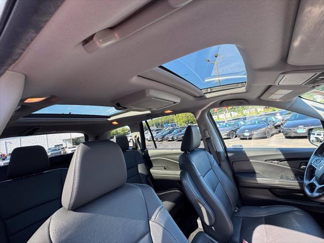 2021 Honda Pilot AWD Elite