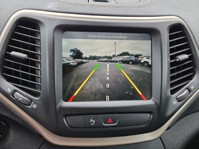 2018 Jeep Cherokee Latitude Tech Connect FWD