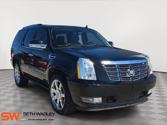 2013 Cadillac Escalade Luxury for sale in Perry, OK