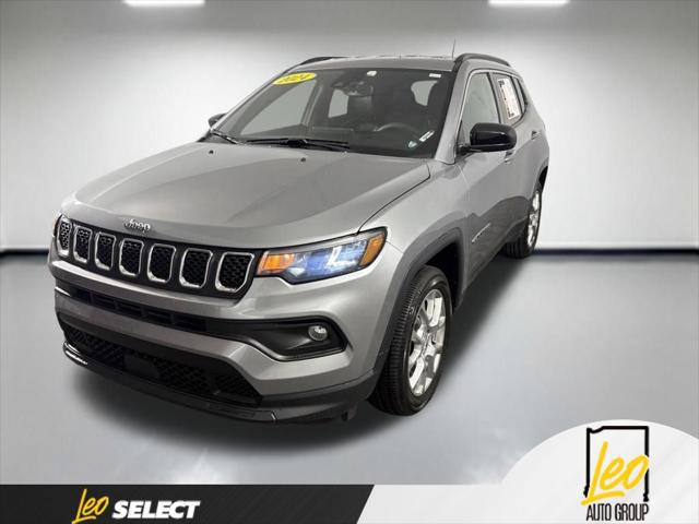 2024 Jeep Compass Latitude Lux FWD for sale in COLUMBUS, IN