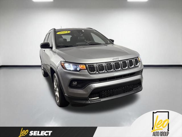 2024 Jeep Compass Latitude Lux FWD