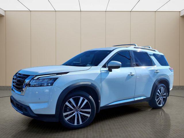 2024 Nissan Pathfinder Platinum 4WD