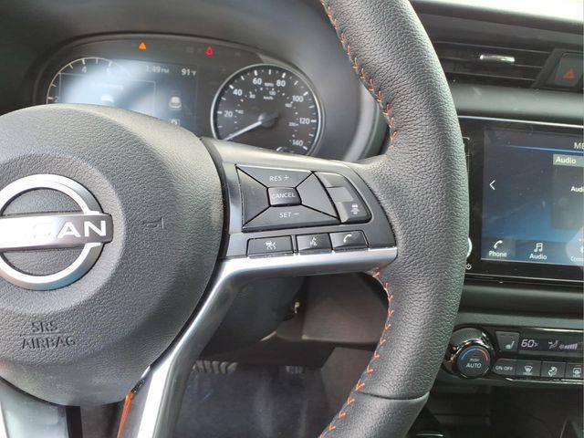 2023 Nissan Kicks SR Xtronic CVT