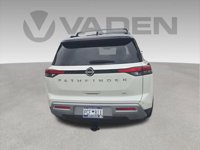 2023 Nissan Pathfinder SL FWD