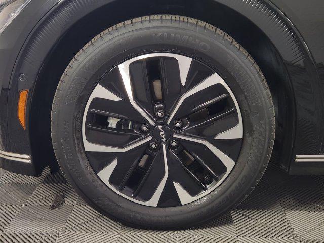 2024 Kia EV6 Wind