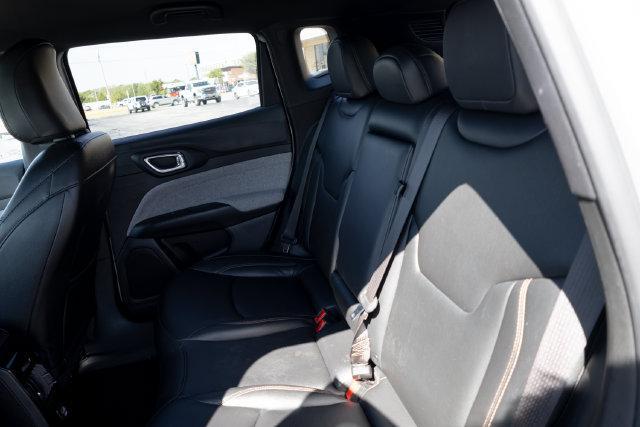 2024 Jeep Compass Latitude Lux FWD
