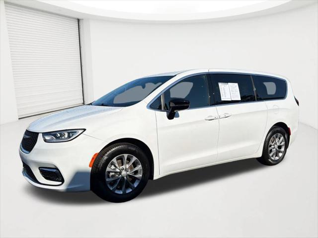 2026 Chrysler Pacifica Limited for sale in NEW LONDON, CT