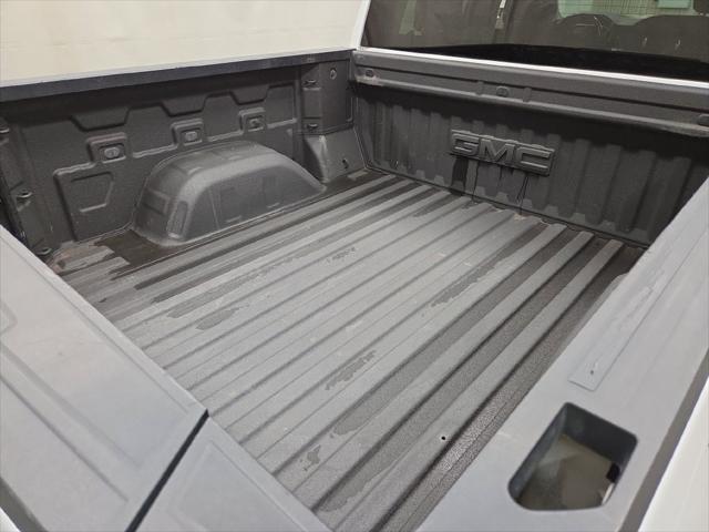 2023 GMC Sierra 1500 4WD Crew Cab Short Box SLE