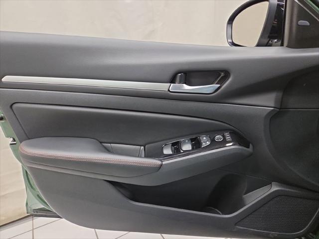 2025 Nissan Altima SR AWD