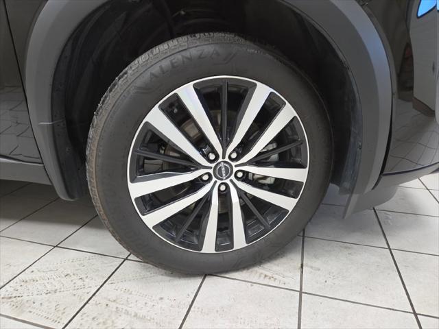 2025 Nissan Pathfinder Platinum 4WD