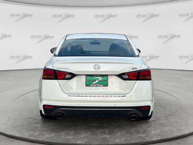 2021 Nissan Altima SR FWD