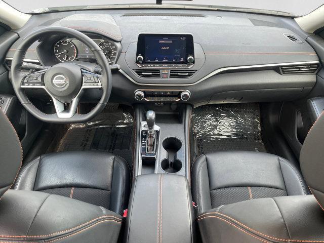 2021 Nissan Altima SR FWD