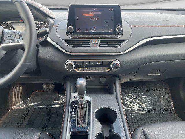 2021 Nissan Altima SR FWD