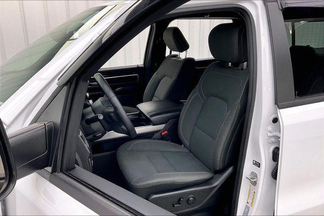 2024 Ram 1500 Big Horn Crew Cab 4x4 57 Box