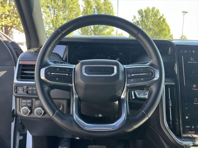 2025 GMC Yukon 4WD Denali