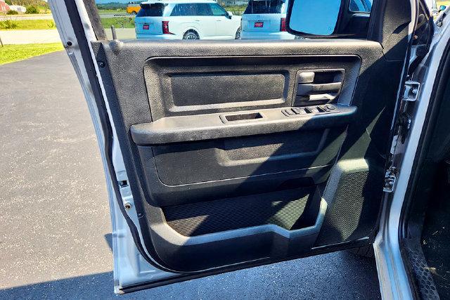 2018 Ram 1500 Express Crew Cab 4x2 57 Box