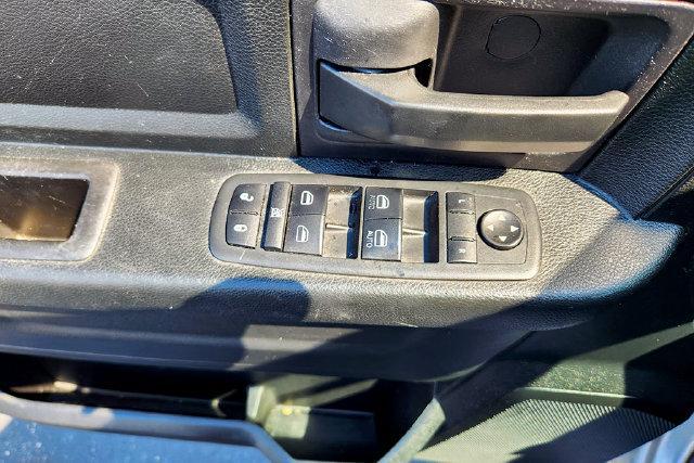 2018 Ram 1500 Express Crew Cab 4x2 57 Box