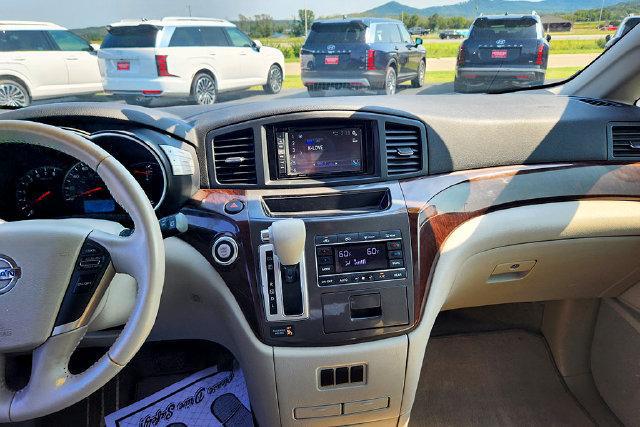 2013 Nissan Quest SV