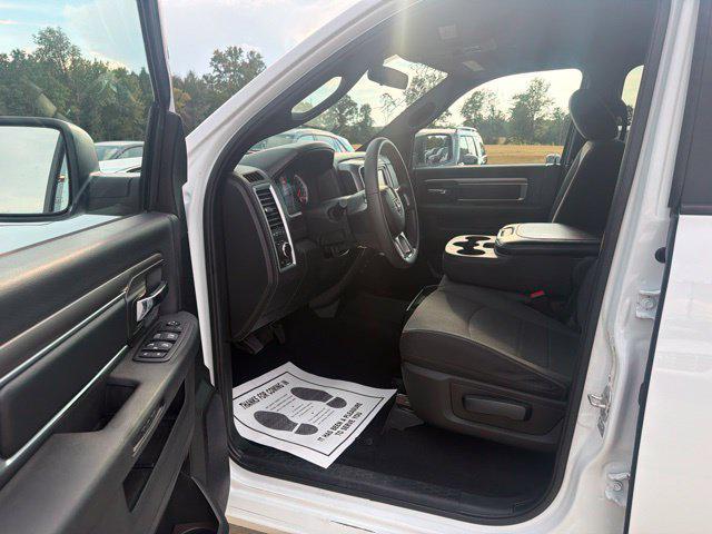 2024 Ram 1500 Classic Warlock Crew Cab 4x4 57 Box