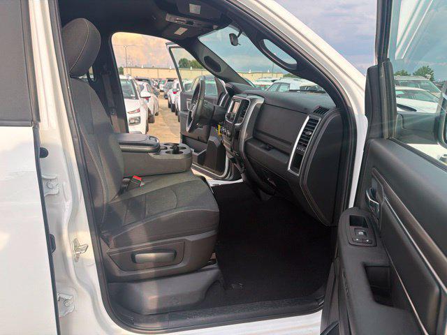 2024 Ram 1500 Classic Warlock Crew Cab 4x4 57 Box