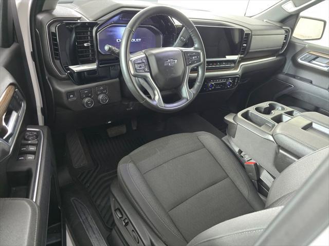 2026 Chevrolet Silverado 1500 4WD Crew Cab Short Bed RST