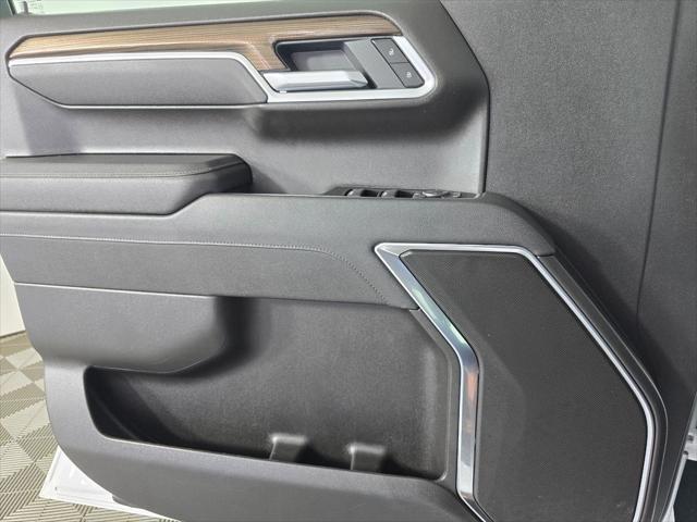 2026 Chevrolet Silverado 1500 4WD Crew Cab Short Bed RST