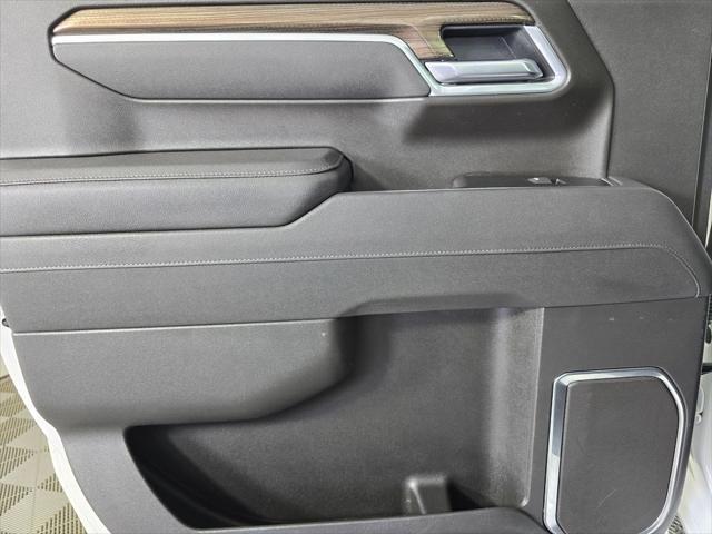 2026 Chevrolet Silverado 1500 4WD Crew Cab Short Bed RST