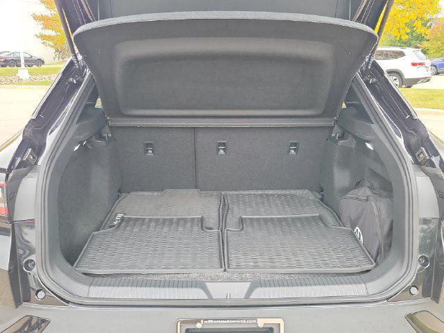 2025 Volkswagen ID.4 AWD Pro
