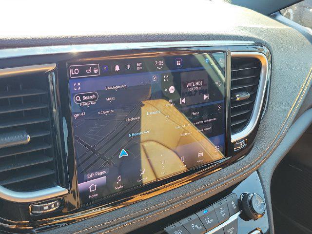 2022 Chrysler Pacifica Pinnacle AWD