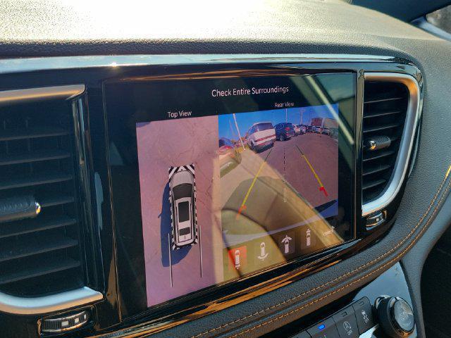 2022 Chrysler Pacifica Pinnacle AWD