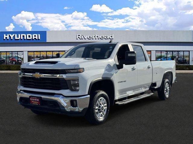 2025 Chevrolet Silverado 2500HD 4WD Crew Cab Long Bed LT for sale in RIVERHEAD, NY