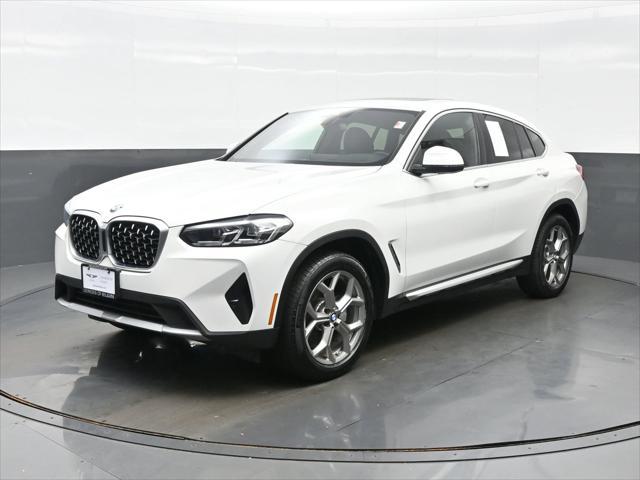 2025 BMW X4 xDrive30i