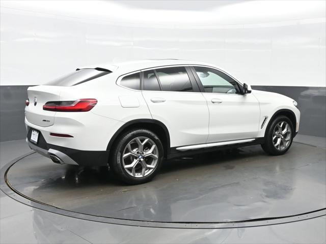 2025 BMW X4 xDrive30i