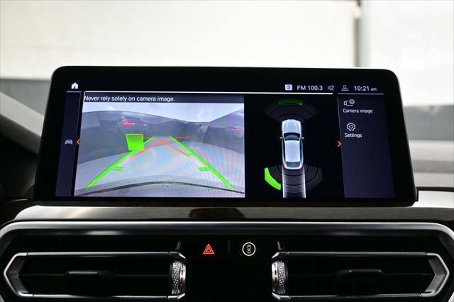 2025 BMW X4 xDrive30i