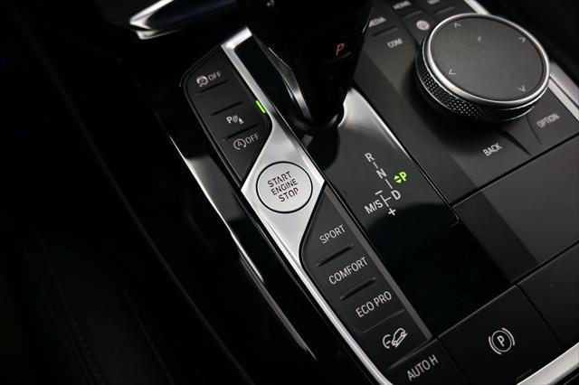 2025 BMW X4 xDrive30i