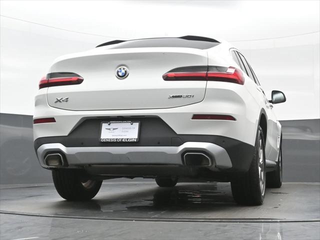 2025 BMW X4 xDrive30i