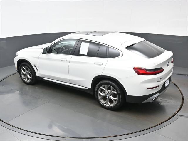 2025 BMW X4 xDrive30i