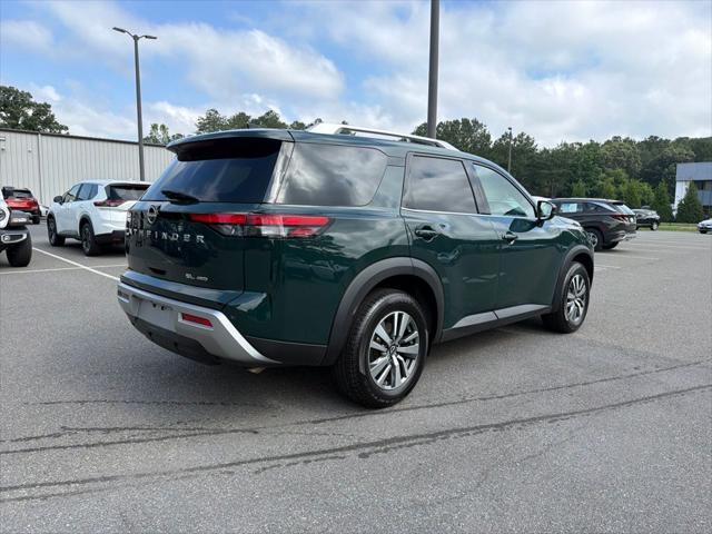 2025 Nissan Pathfinder SL 4WD