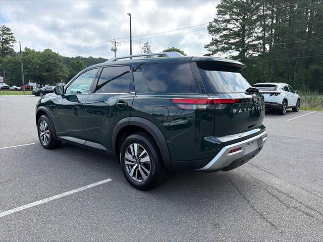 2025 Nissan Pathfinder SL 4WD