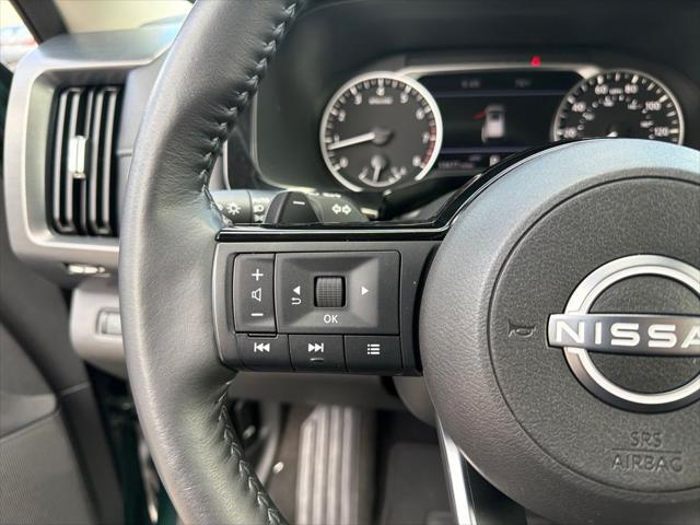 2025 Nissan Pathfinder SL 4WD