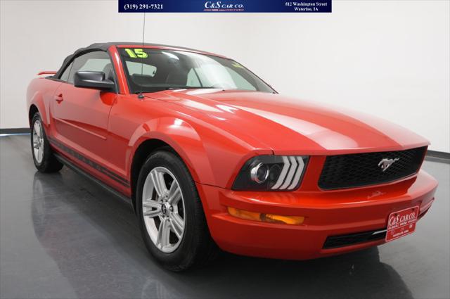 2005 Ford Mustang V6 for sale in WATERLOO, IA