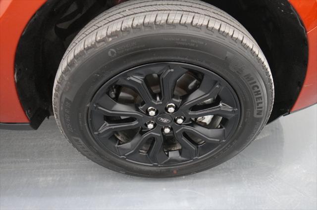 2023 Ford Maverick Lariat