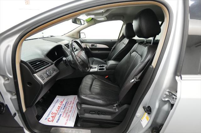 2014 Lincoln MKX Base