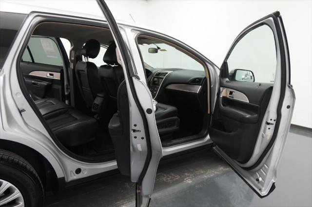 2014 Lincoln MKX Base