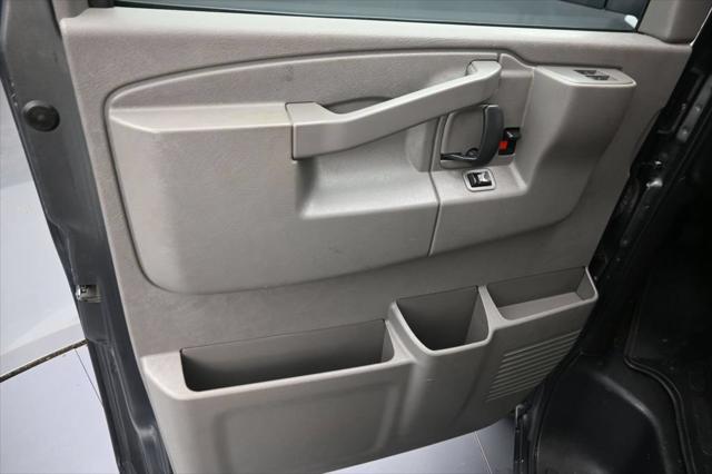 2016 Chevrolet Express LT