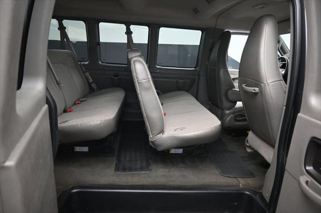 2016 Chevrolet Express LT