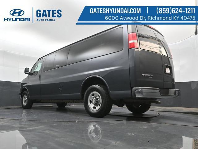 2016 Chevrolet Express LT